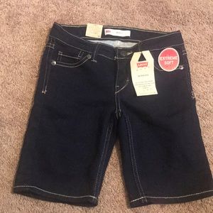 Levi’s Bermuda shorts